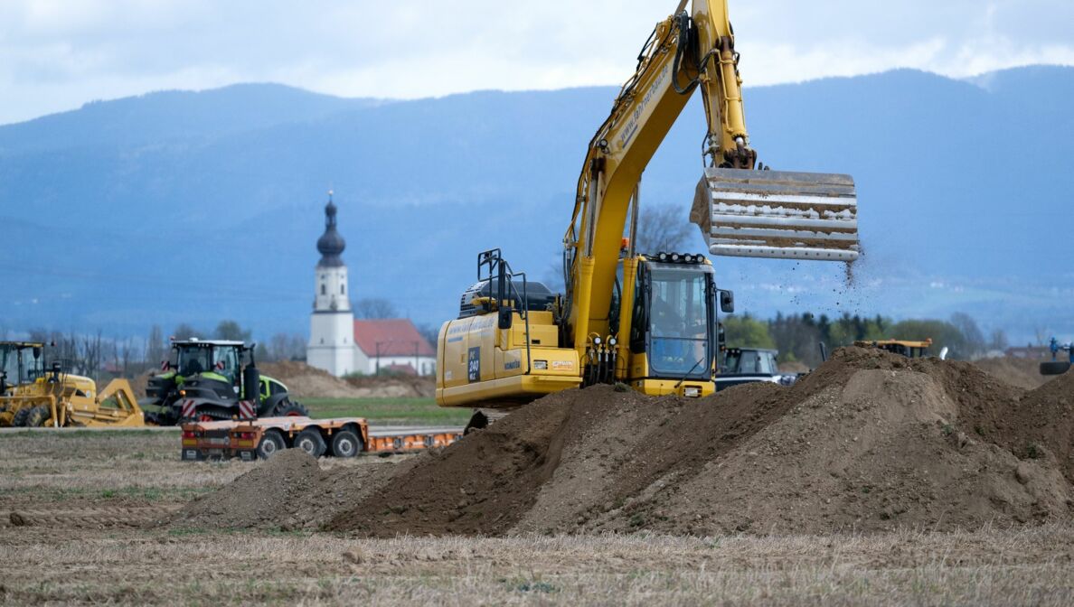 Baubeginn für BMW-Batteriewerk