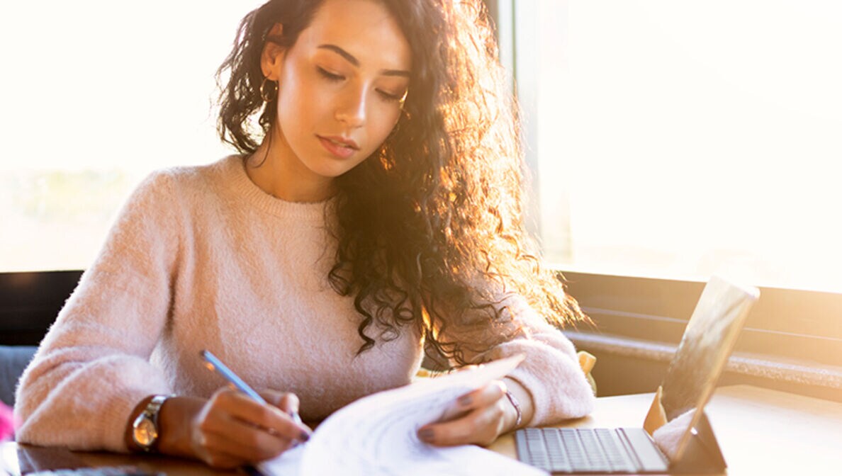Couple customers holding mobile phone using smartphone apps, close up