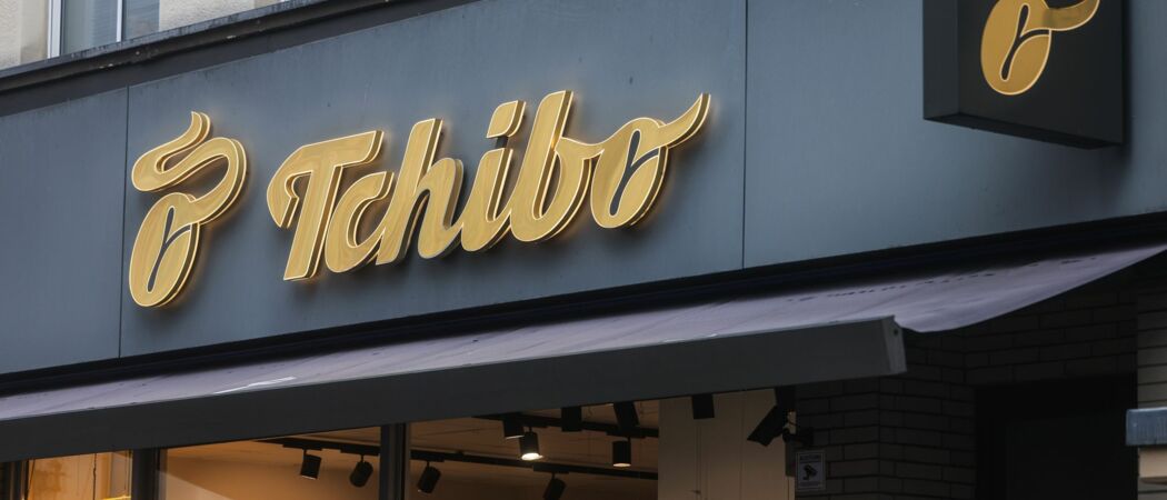 Eine Filiale der Einzelhandelskette Tchibo in Köln. (zu dpa: «Streit um Preise – Senseo-Kaffee bald wieder in den Regalen»)