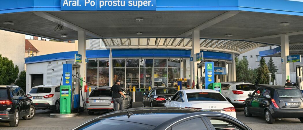 Eine Tankstelle von Aral im polnischen Slubice.. (zu dpa: «Vor den Pfingstferien: Wo es sich lohnt zu tanken»)