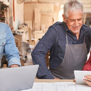 Blogbild: 3 Mitarbeitende