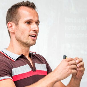 Blog Bild: Person Dr. Arndt Pechstein