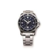 linkToText Victorinox Swiss Army Large Maverick Blue Stainless Steel Watch detailsPageText