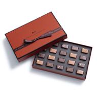 Link to La Maison du Chocolat Pralines Gift Box 20 pcs. details page