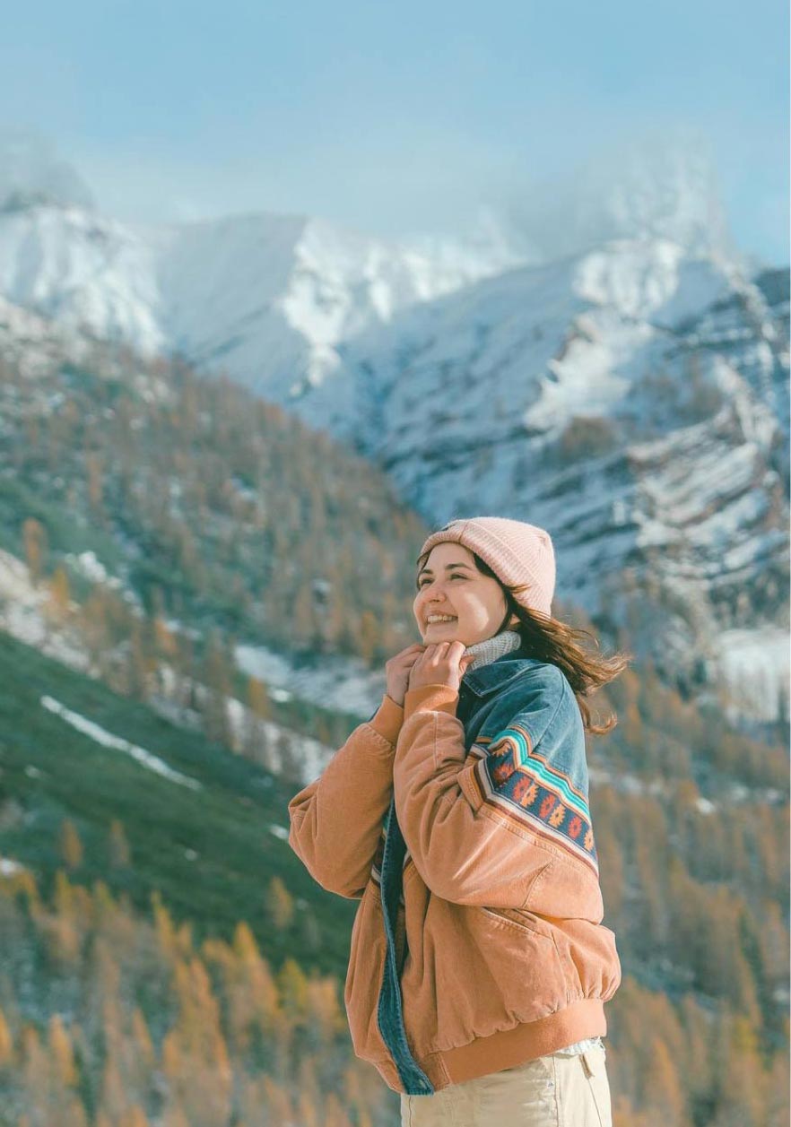 woman at the mountain