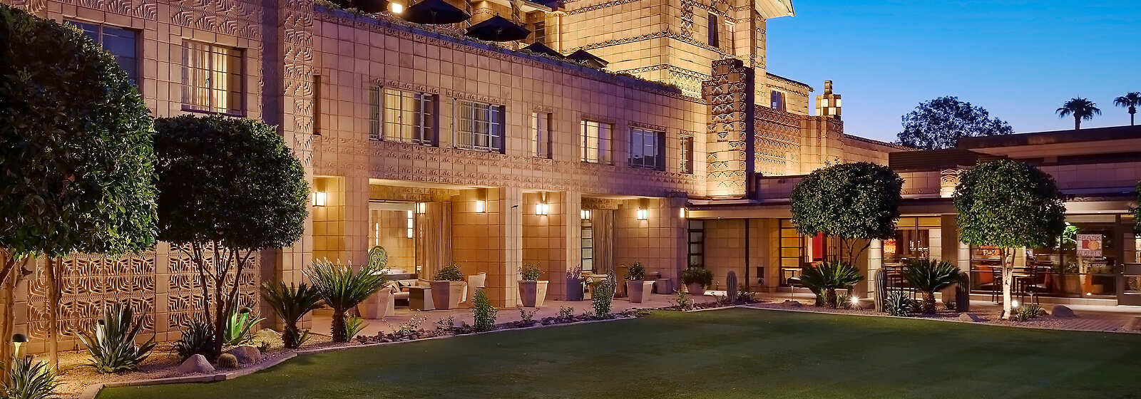 Arizona Biltmore, LXR Hotels & Resorts Exterior