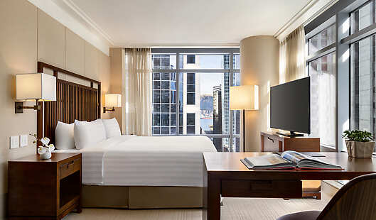 Executive King Balcony Guestroom