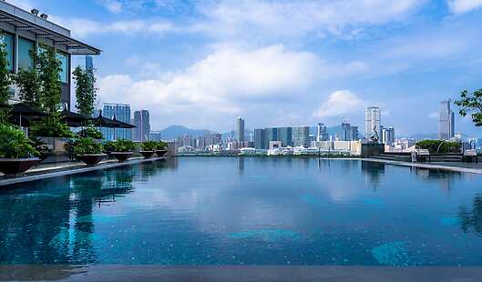 Infinity pool overlooking Victoria Harbour that is heated all year round.