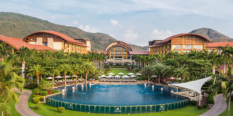 The St. Regis Sanya Yalong Bay Resort