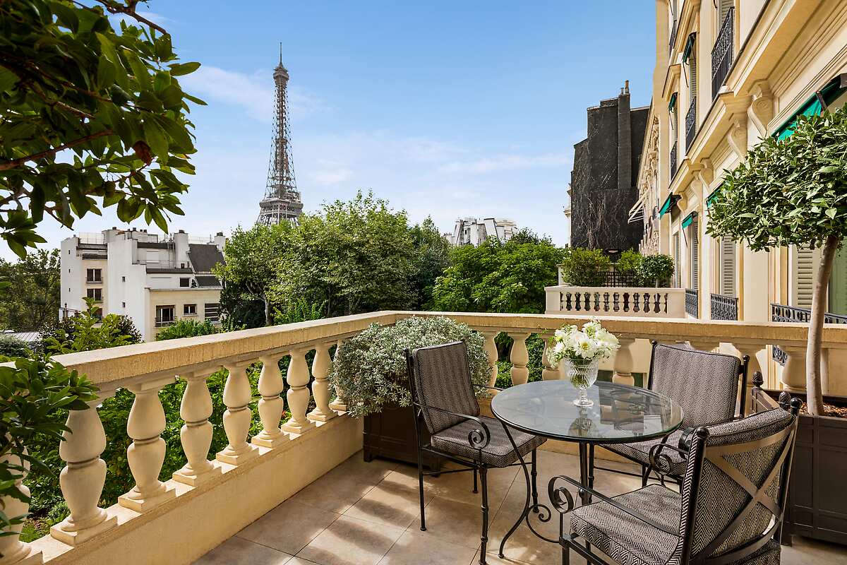 Shangri-La Paris | Fine Hotels + Resorts | Amex Travel