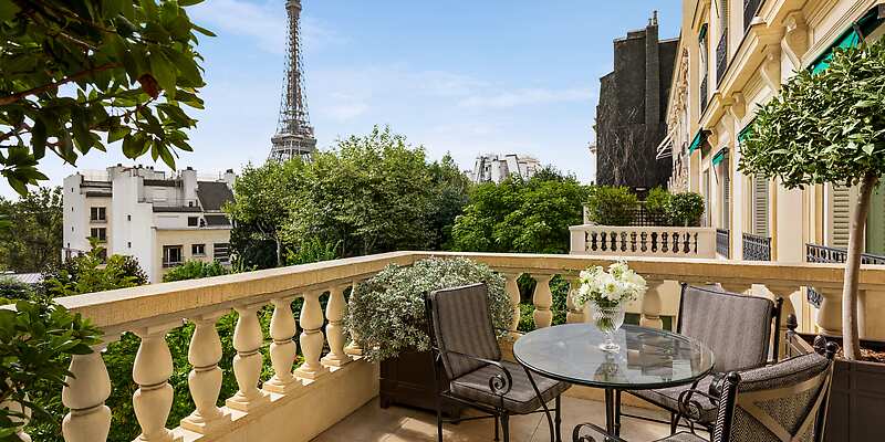 Shangri La Paris