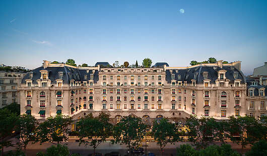 The Peninsula Paris Exterior 