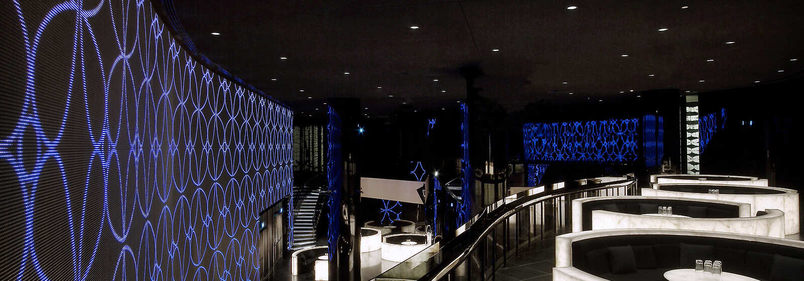 アルマーニ ドバイ Fine Hotels Resorts Amex Travel Jp