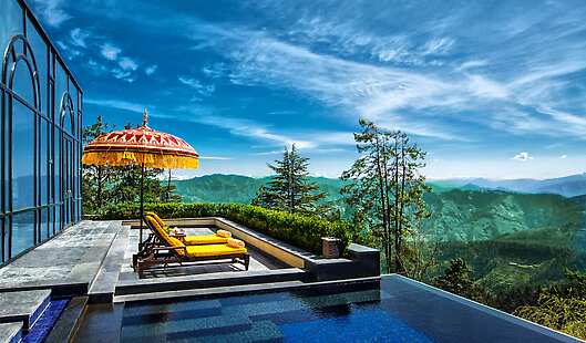 The Outdoor Jacuzzi overlooking the Scenic Snow Capped Himalayas