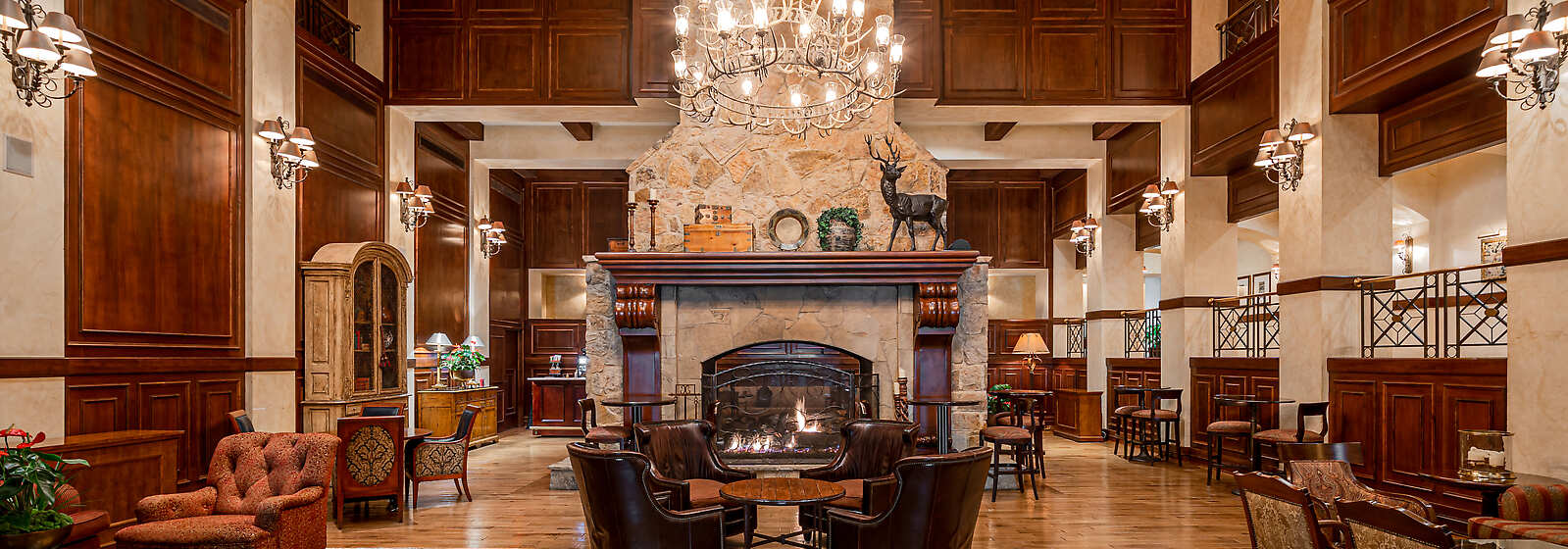 Located in the heart of Houston, The Houstonian Hotel, Club & Spa is a Forbes Travel Guide Four-Star, secluded retreat.