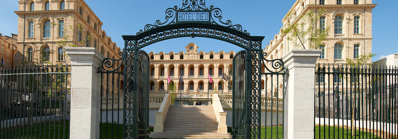 Façade Intercontinental Marseille Hotel Dieu