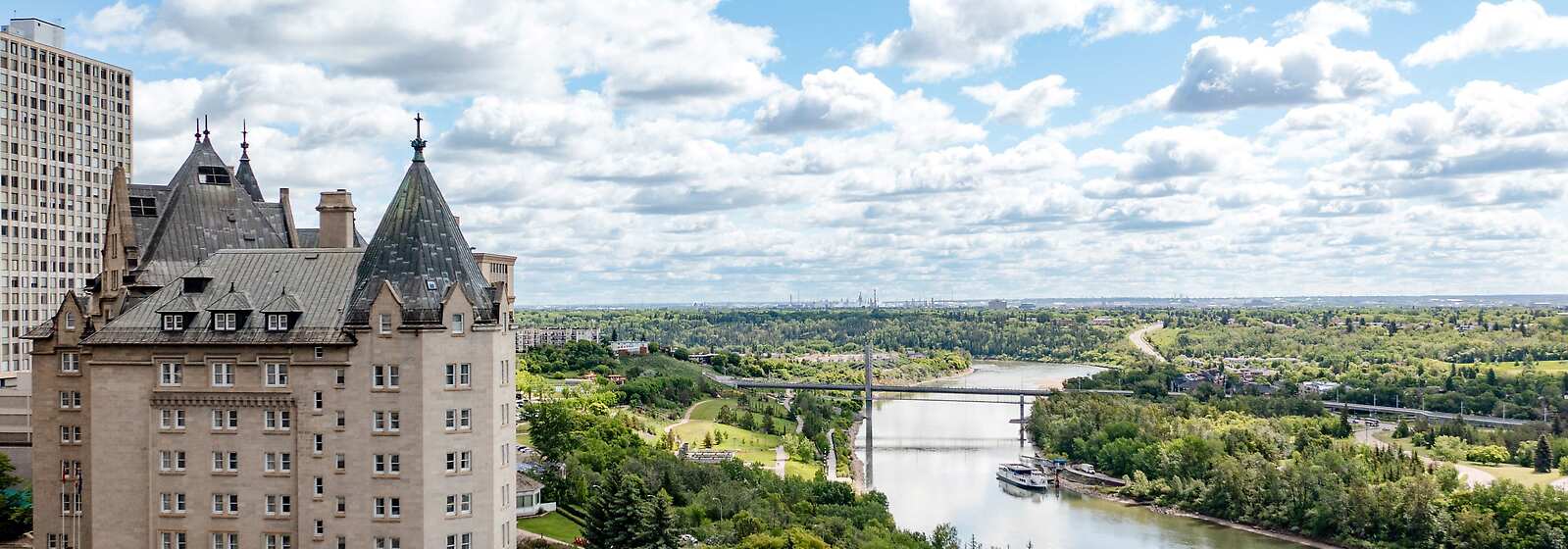 Fairmont Hotel Macdonald, Edmonton's Rive Valley Castle