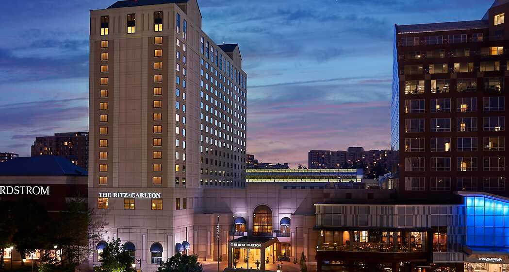 The Ritz-Carlton, Pentagon City Exterior 