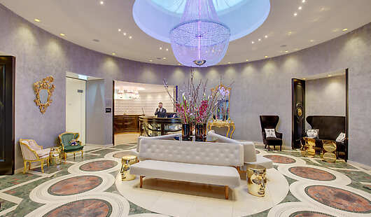 Lobby interior design by YOO 