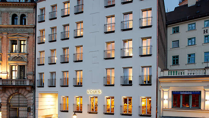 Louis Hotel