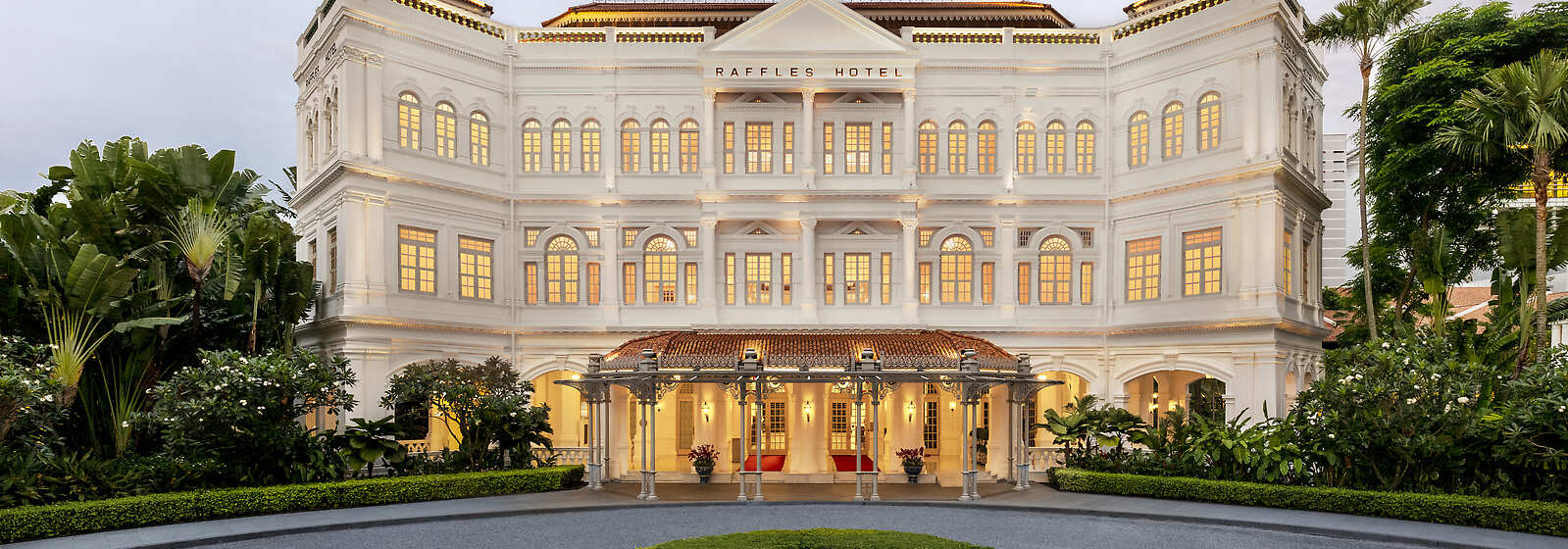 Raffles Singapore Façade