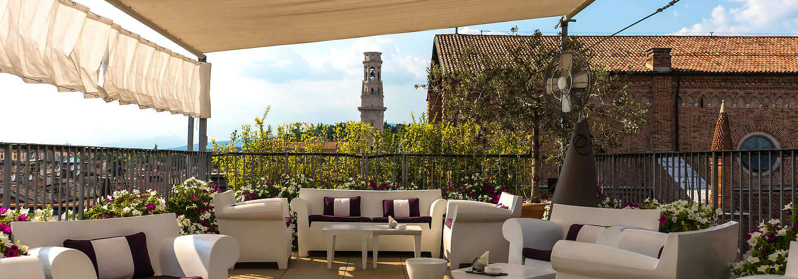 The Due Torri Hotel hosts the only rooftop panoramic terrace of the city, seasonal opening