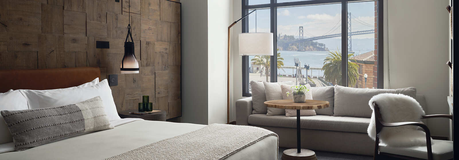 Waterfront King Guestroom 