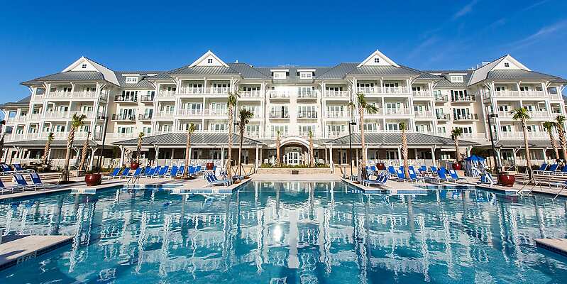 The Beach Club At Charleston Harbor Resort