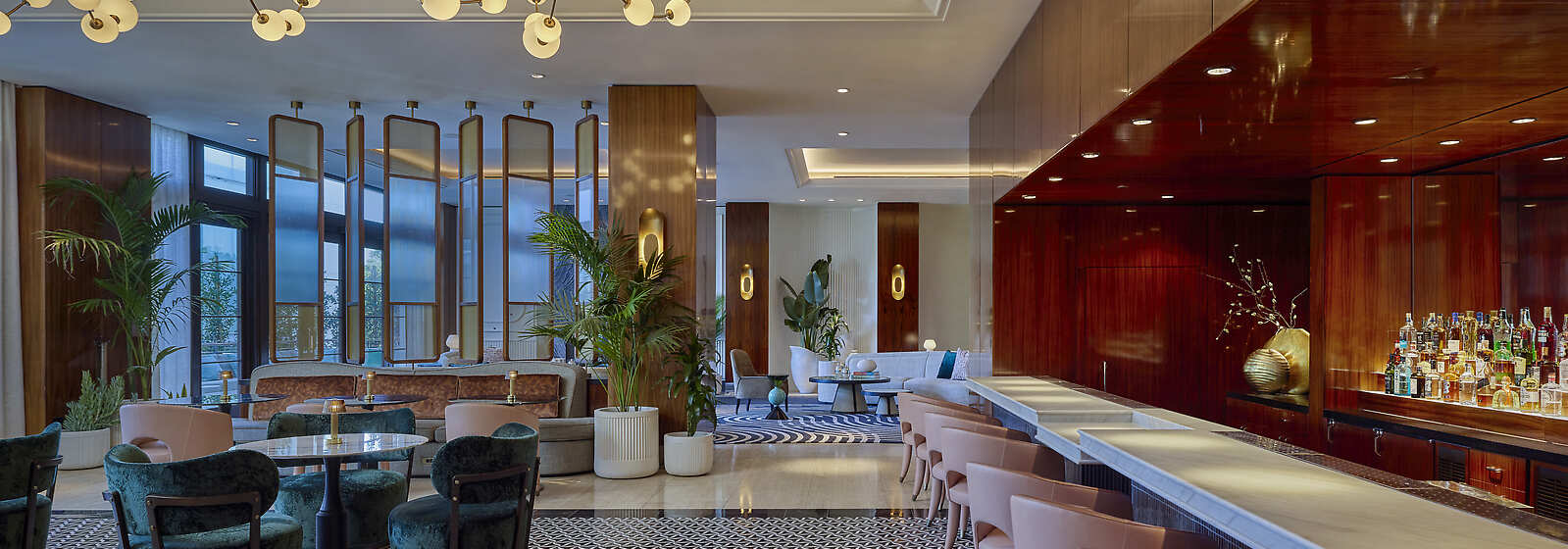 Silhouette Lobby Lounge