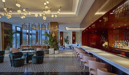 Silhouette Lobby Lounge