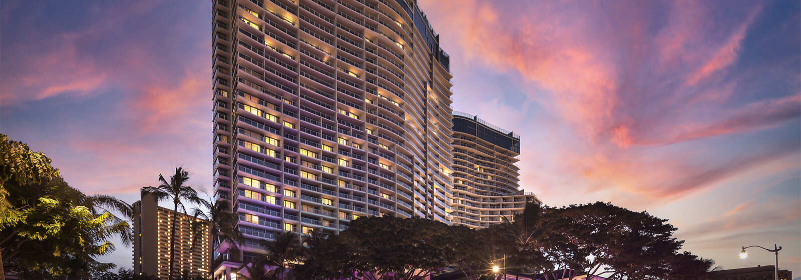 The Ritz-Carlton Residences Waikiki - Image 4