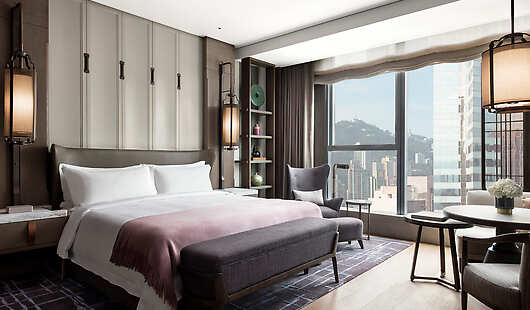 St. Regis Hong Kong Grand Deluxe Room with City and Harbour View