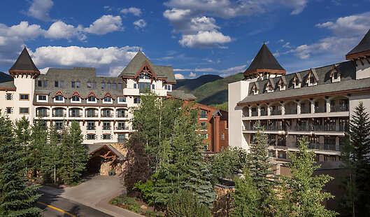 Signature Vail Marriott Mountain Resort summer and fall exterior