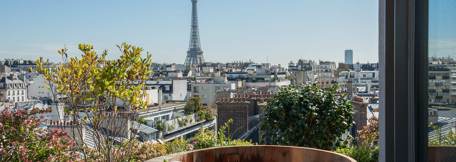 Suite Henri Terrace with Hot Tub