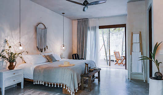 The Sanara interiors invites our guests to live the ultimate luxurious experience in an intimate space at the Tulum beach