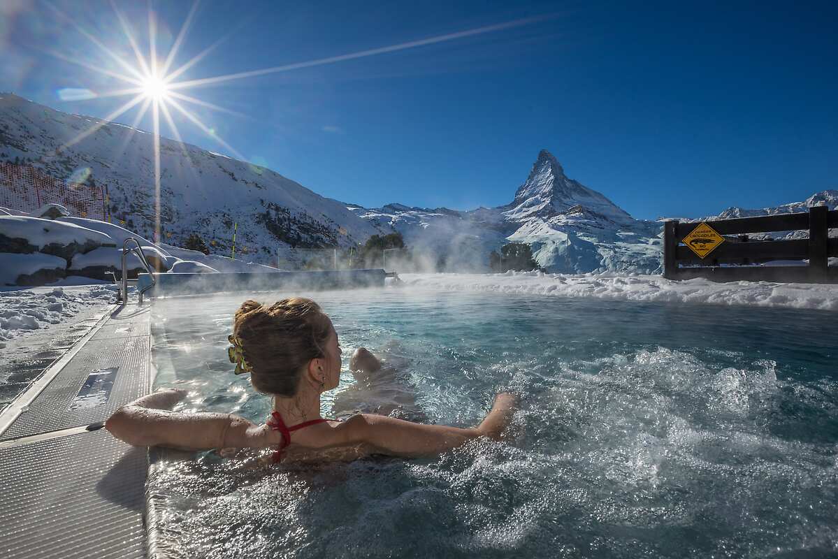 リフェラルプリゾート2'222m | Fine Hotels + Resorts | Amex Travel JP