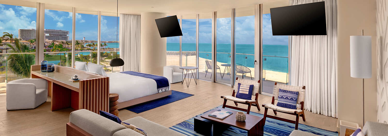 Premier Oceanfront One Bedroom Suite