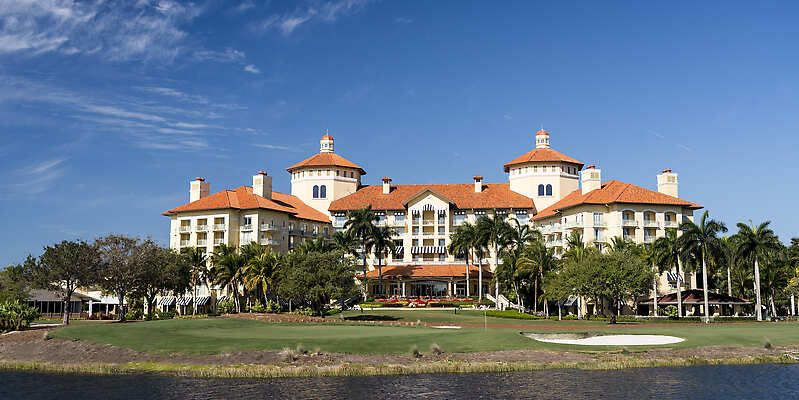 The Ritz-Carlton Naples, Tiburón
