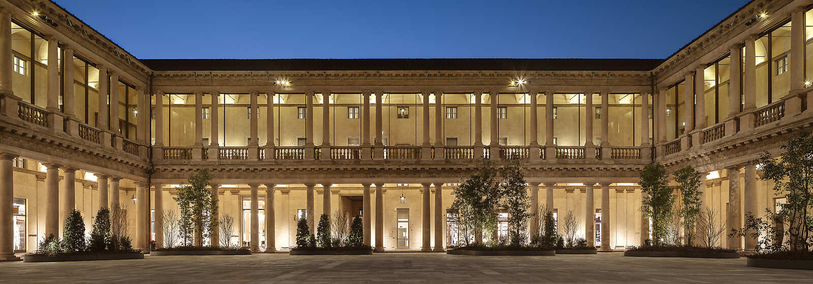 Portrait Milano | Fine Hotels + Resorts | Amex Travel, image size:1599x560