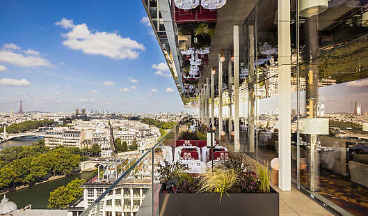 SO/ Paris X Bonnie restaurant terrace with 360° view of the city of Paris