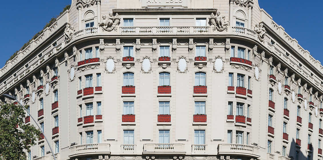 El Palace Barcelona façade