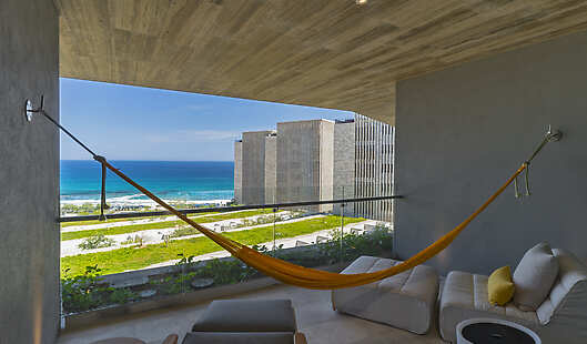 Oasis Guestroom Terrace