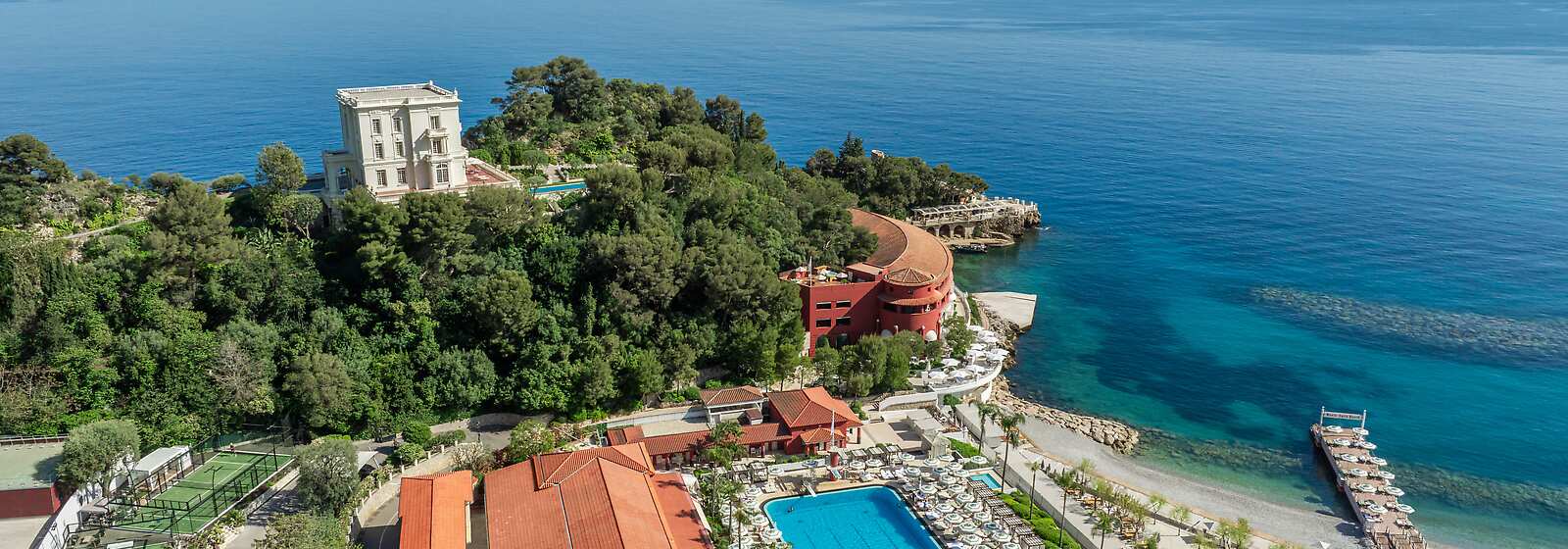 Monte-Carlo Beach Hotel Exterior