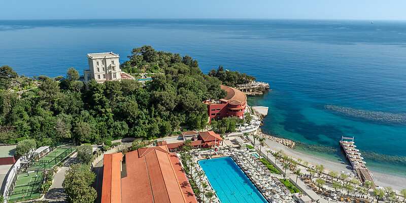 Monte-Carlo Beach