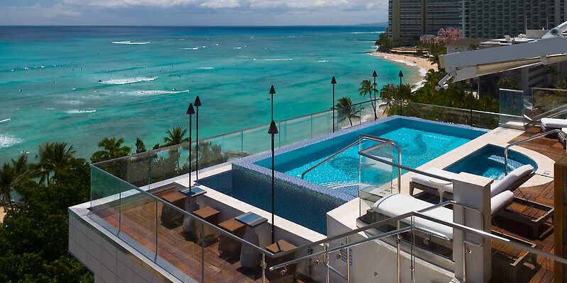 ESPACIO The Jewel of Waikiki