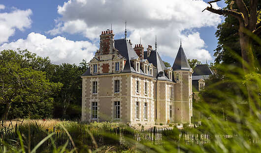 Exterior of the Chateau du Breuil