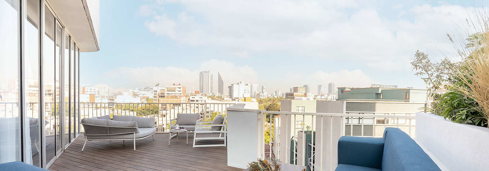 Penthouse Suite Terrace