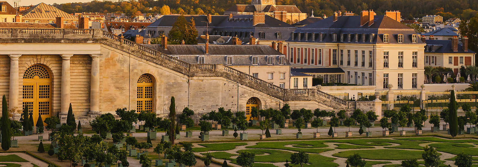 Le Grand Contrôle Exterior 