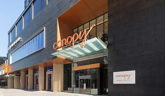 Canopy by Hilton Toronto Yorkville Entrance