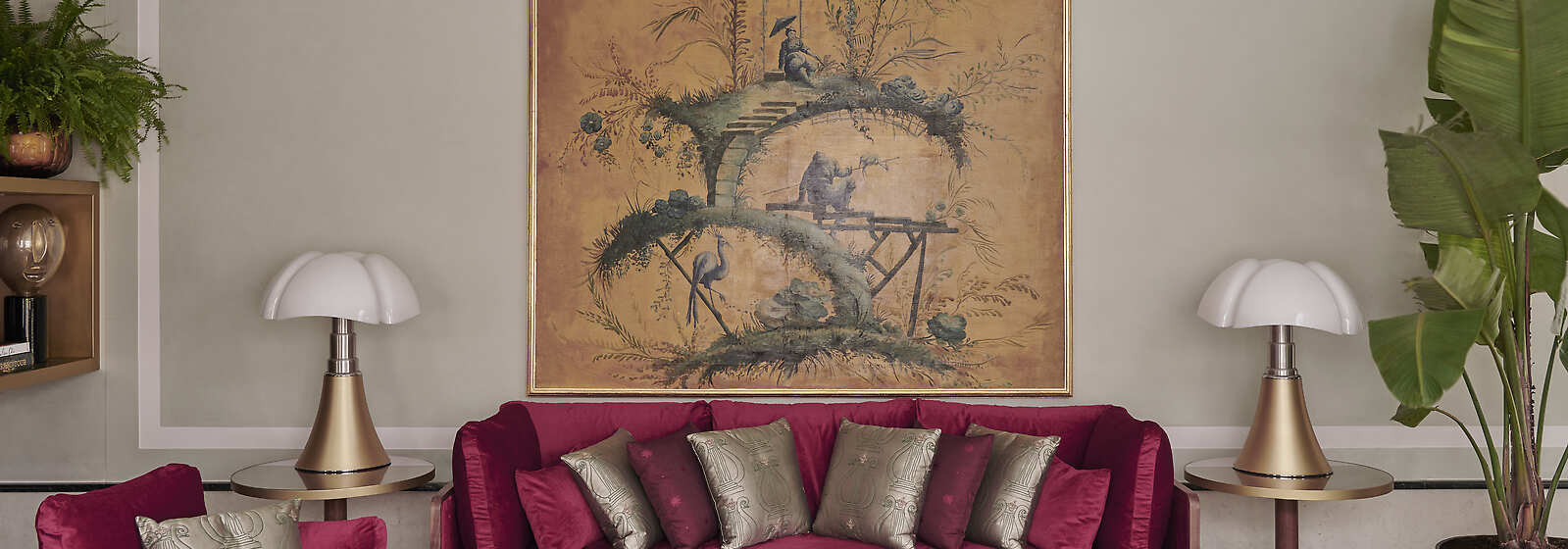 Salotto dell Gondole, iconic view of gondoliers. Water entrance area, living relaxing room, handcrafted design from local artisan 